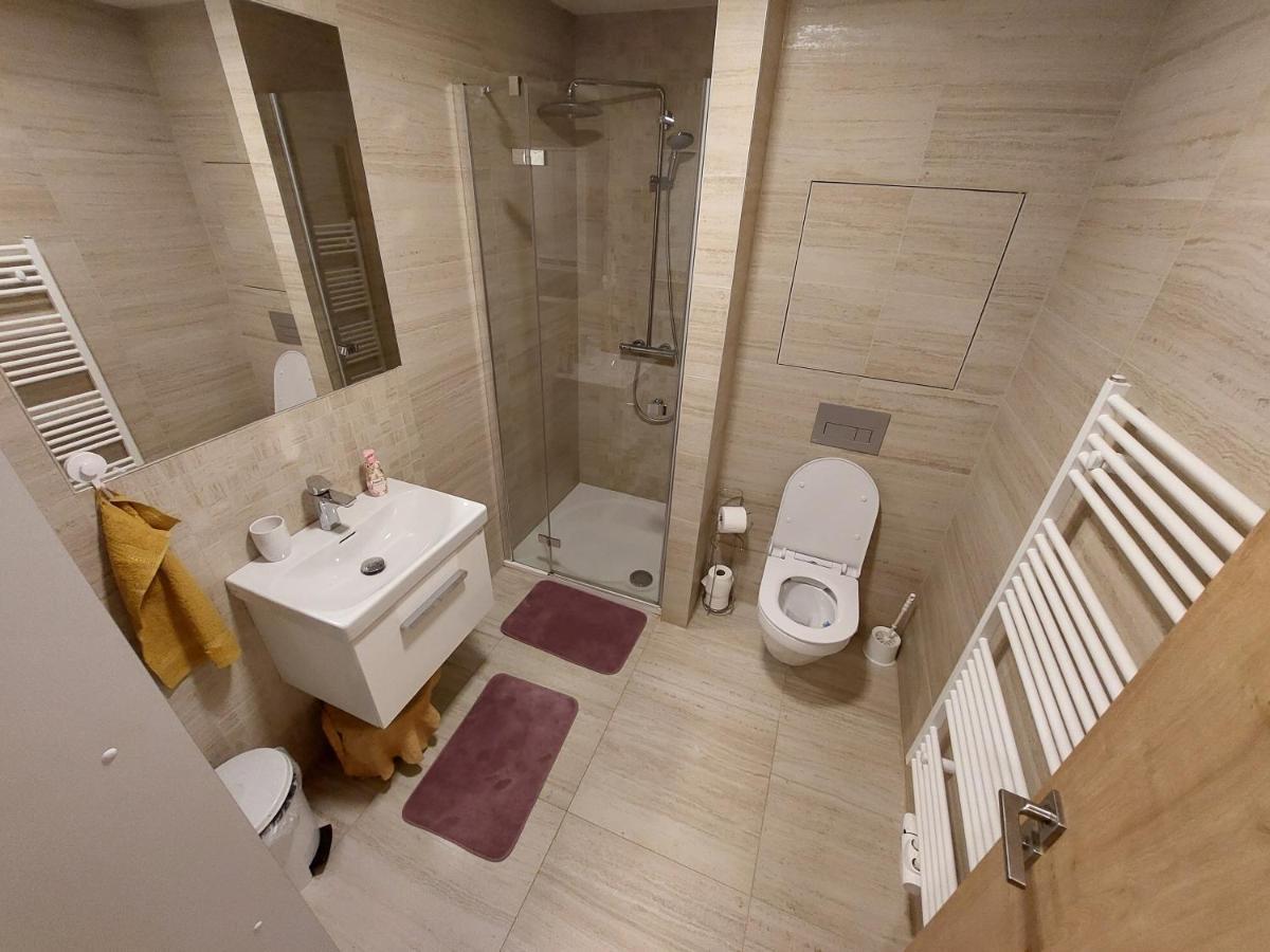 Moderni Apartman Horni Marsov - By Alka Exteriör bild